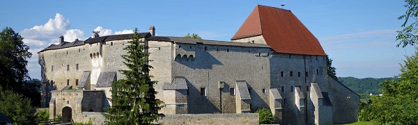 Lesungen auf der Tittmoninger Burg