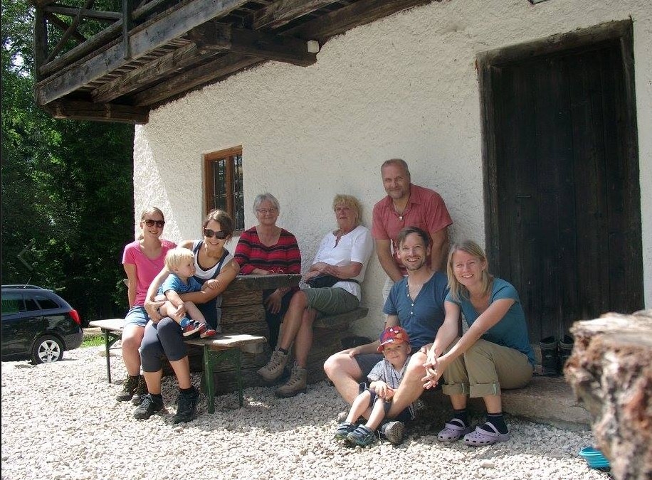 Schreibwerkstatt: Die Chiemgau-Autoren auf der Rabenmoosalm